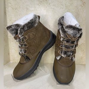 BareTraps Womens Augustina Suede Winter & Snow Boots Green 6 Medium